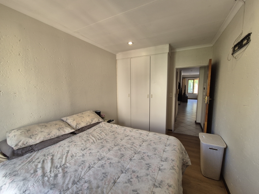 To Let 2 Bedroom Property for Rent in Buurendal Gauteng