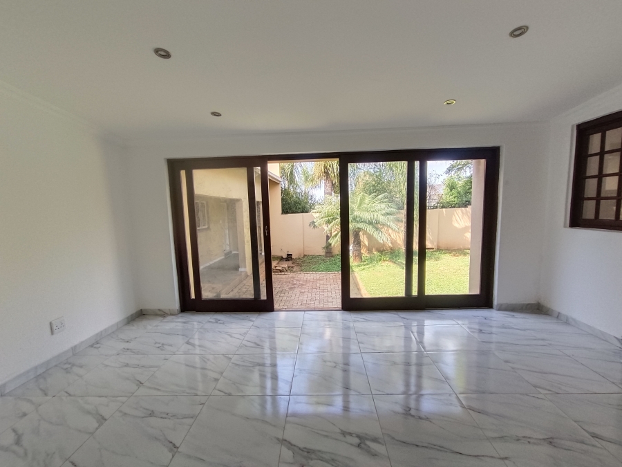 9 Bedroom Property for Sale in Hennopspark Gauteng