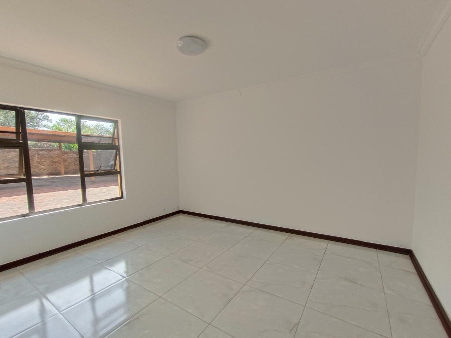9 Bedroom Property for Sale in Hennopspark Gauteng