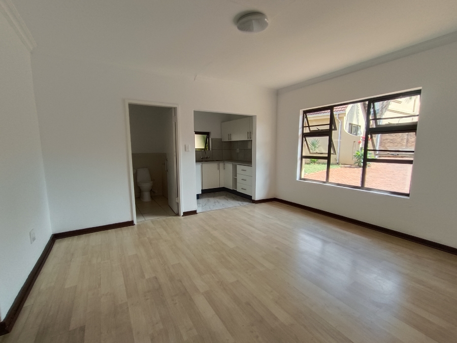 9 Bedroom Property for Sale in Hennopspark Gauteng