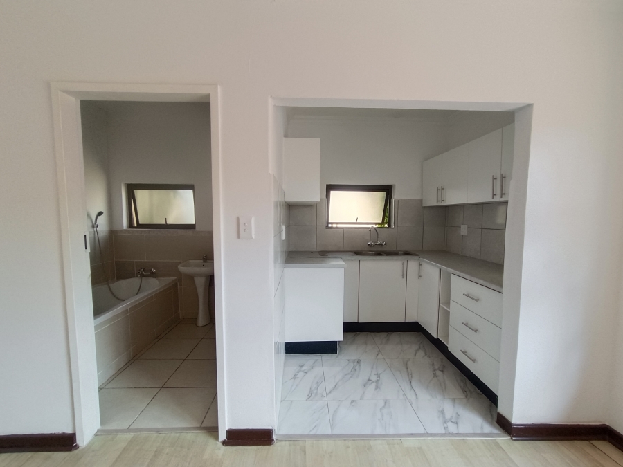 9 Bedroom Property for Sale in Hennopspark Gauteng