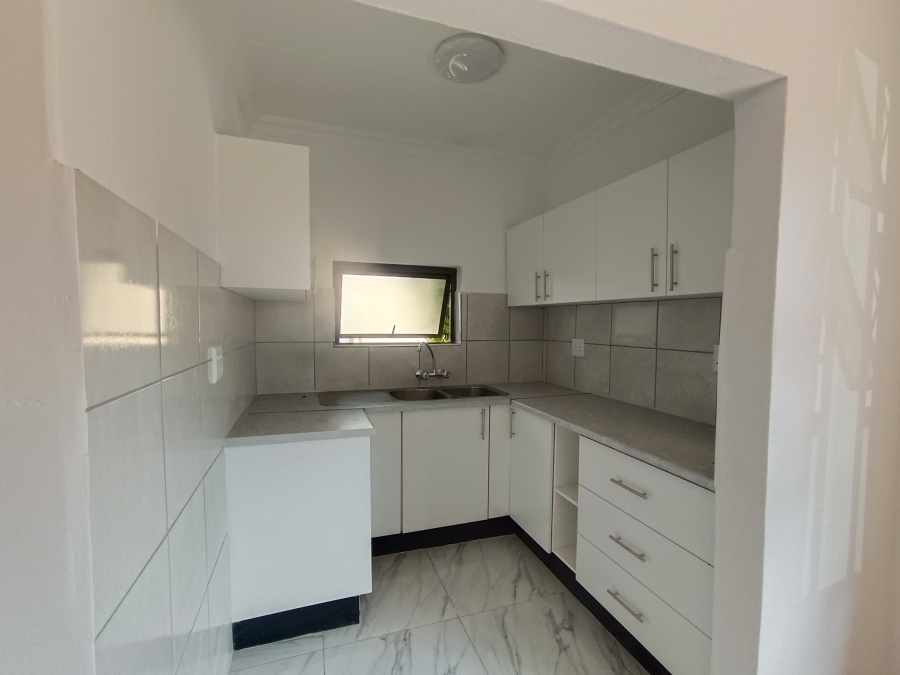 9 Bedroom Property for Sale in Hennopspark Gauteng