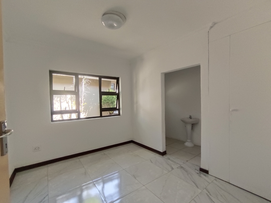 9 Bedroom Property for Sale in Hennopspark Gauteng