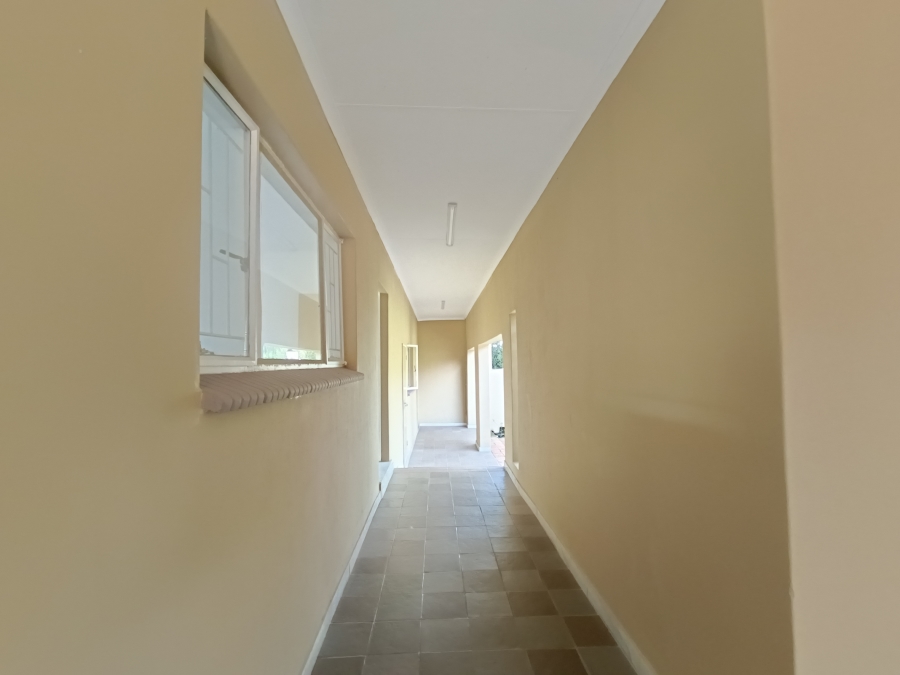 9 Bedroom Property for Sale in Hennopspark Gauteng