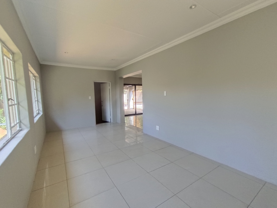 9 Bedroom Property for Sale in Hennopspark Gauteng