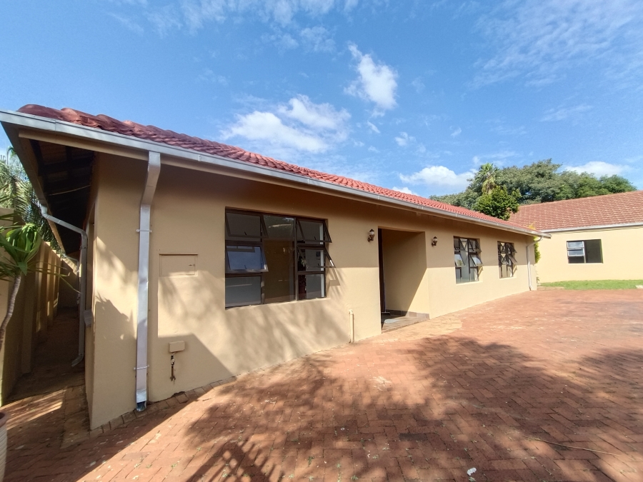 9 Bedroom Property for Sale in Hennopspark Gauteng