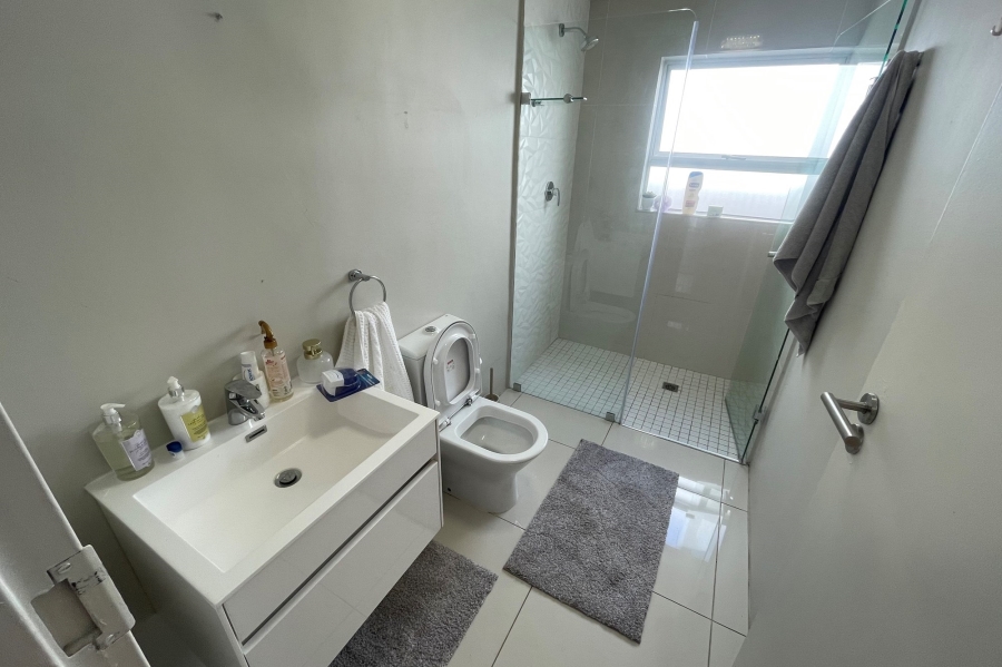 To Let 2 Bedroom Property for Rent in Morningside Gauteng