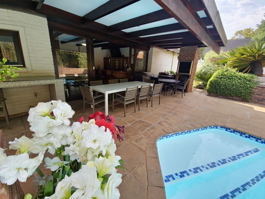 4 Bedroom Property for Sale in Clubview Gauteng