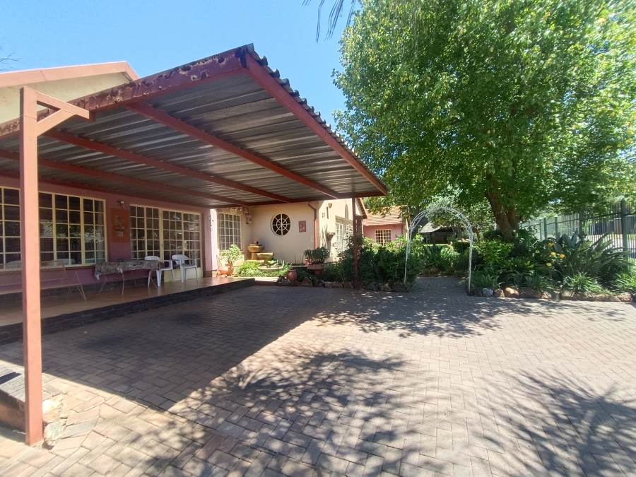 4 Bedroom Property for Sale in Clubview Gauteng