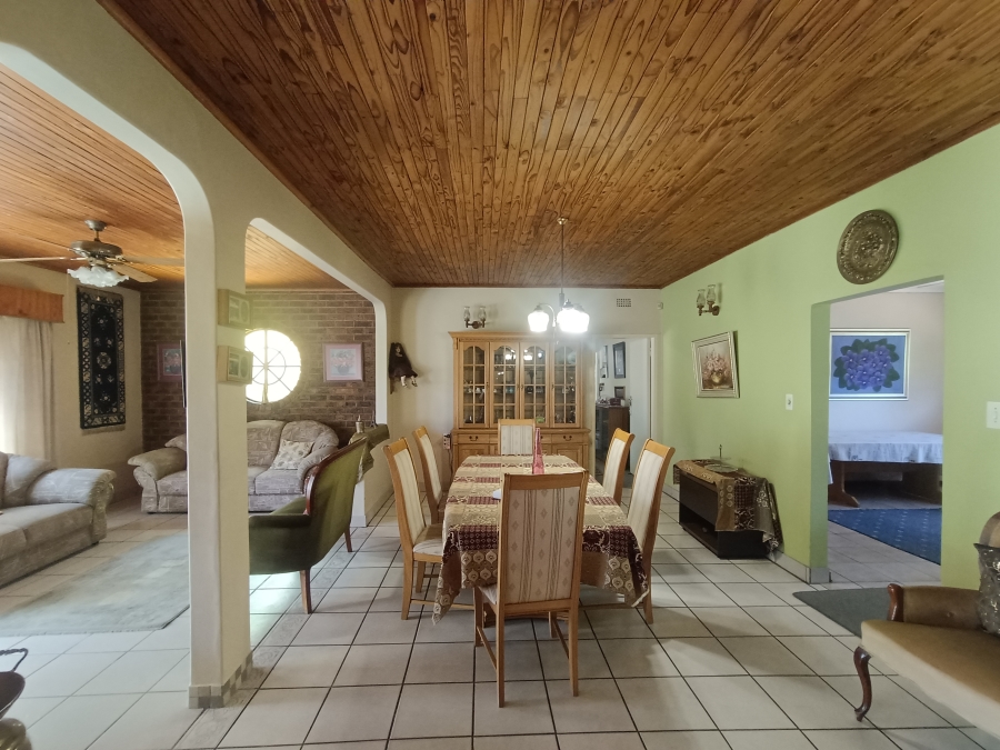 4 Bedroom Property for Sale in Clubview Gauteng