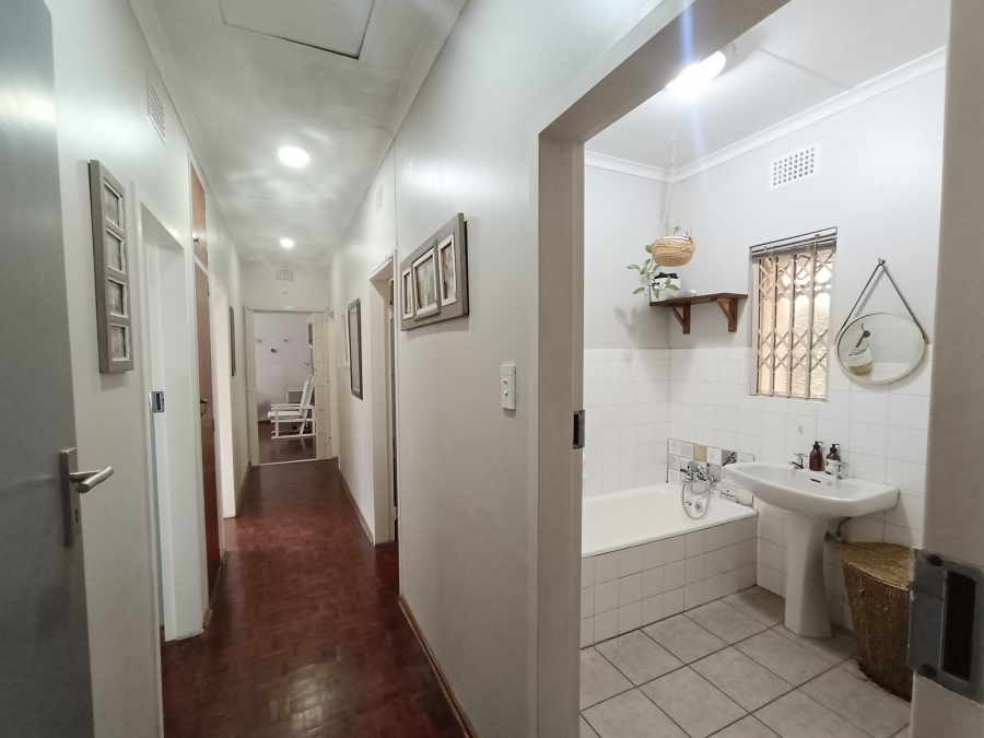4 Bedroom Property for Sale in Clubview Gauteng