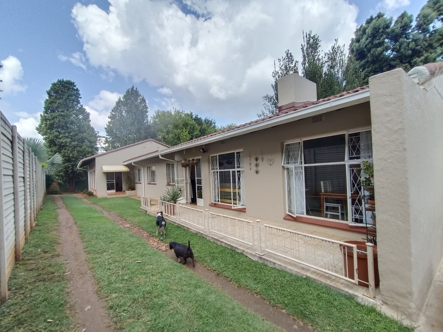 4 Bedroom Property for Sale in Clubview Gauteng