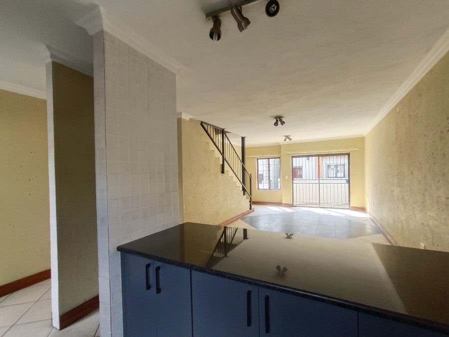 2 Bedroom Property for Sale in Zwartkop Gauteng