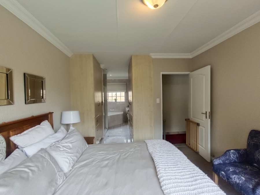 3 Bedroom Property for Sale in Clubview Gauteng