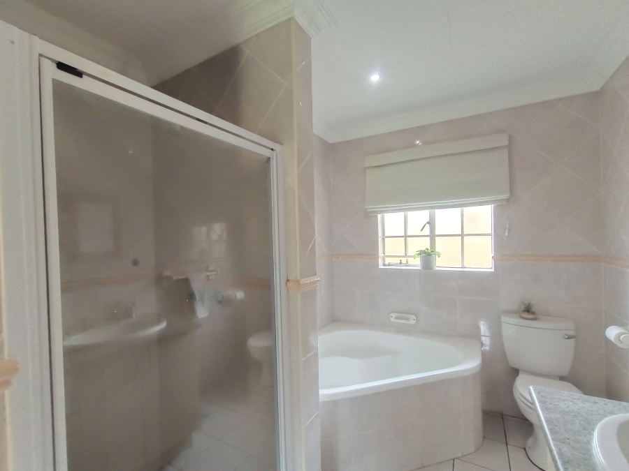 3 Bedroom Property for Sale in Clubview Gauteng