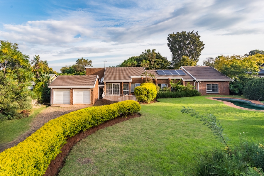 4 Bedroom Property for Sale in Hennopspark Gauteng