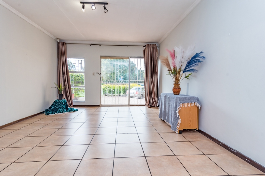 4 Bedroom Property for Sale in Hennopspark Gauteng