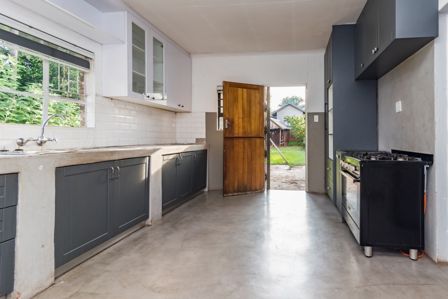 4 Bedroom Property for Sale in Hennopspark Gauteng