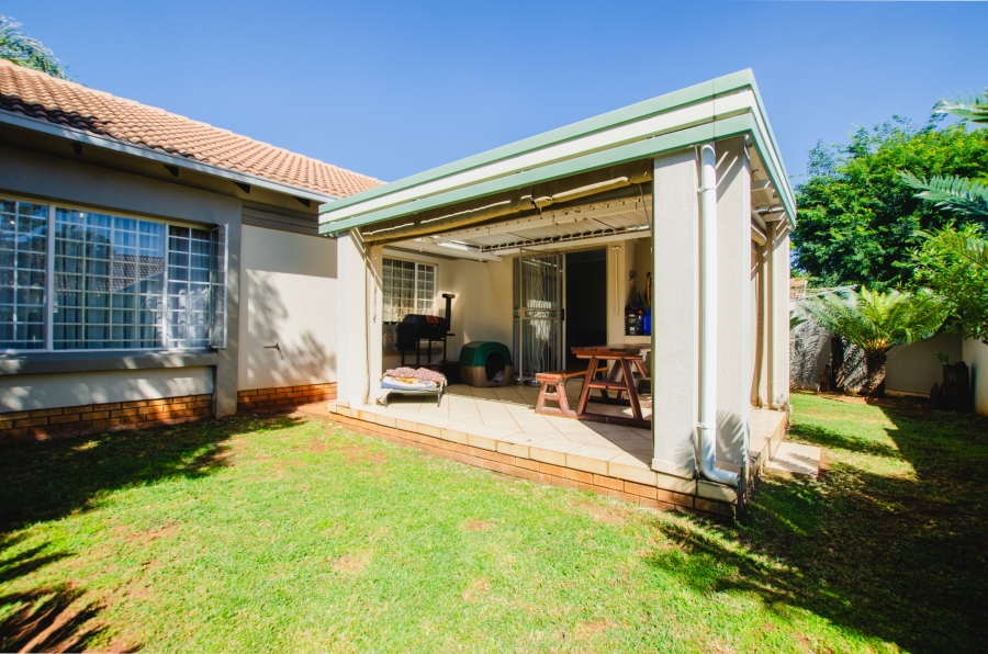 3 Bedroom Property for Sale in Eldoraigne Gauteng