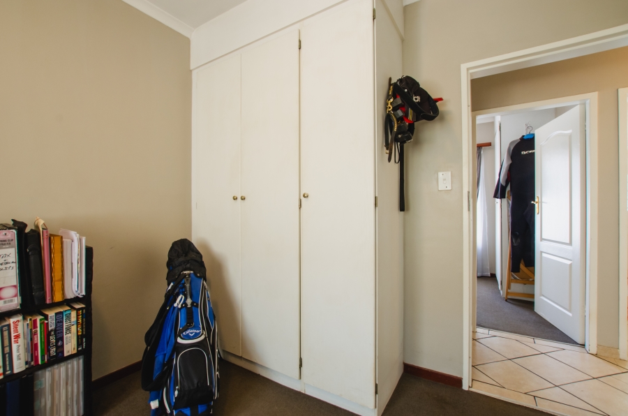 3 Bedroom Property for Sale in Eldoraigne Gauteng