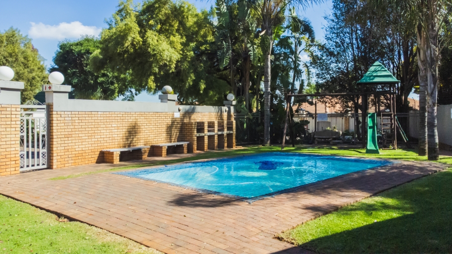 3 Bedroom Property for Sale in Eldoraigne Gauteng