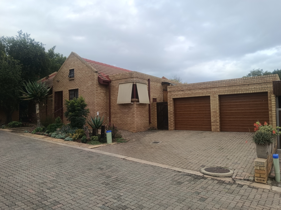 3 Bedroom Property for Sale in Clubview Gauteng