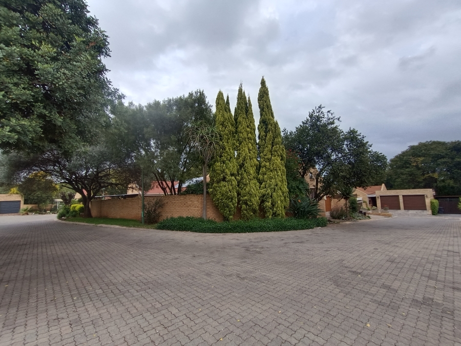 3 Bedroom Property for Sale in Clubview Gauteng