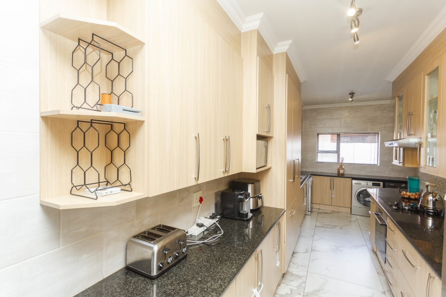 3 Bedroom Property for Sale in Monavoni Gauteng