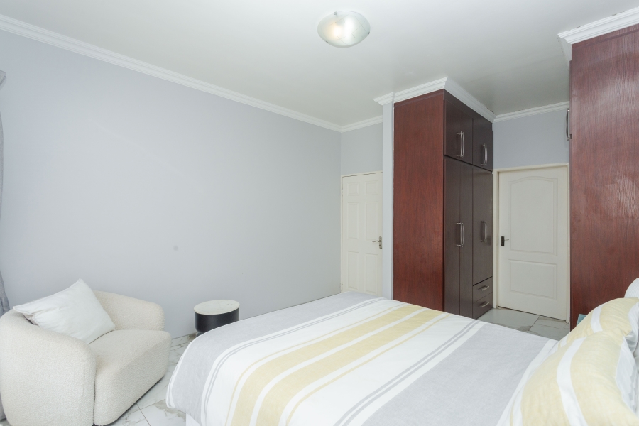3 Bedroom Property for Sale in Monavoni Gauteng