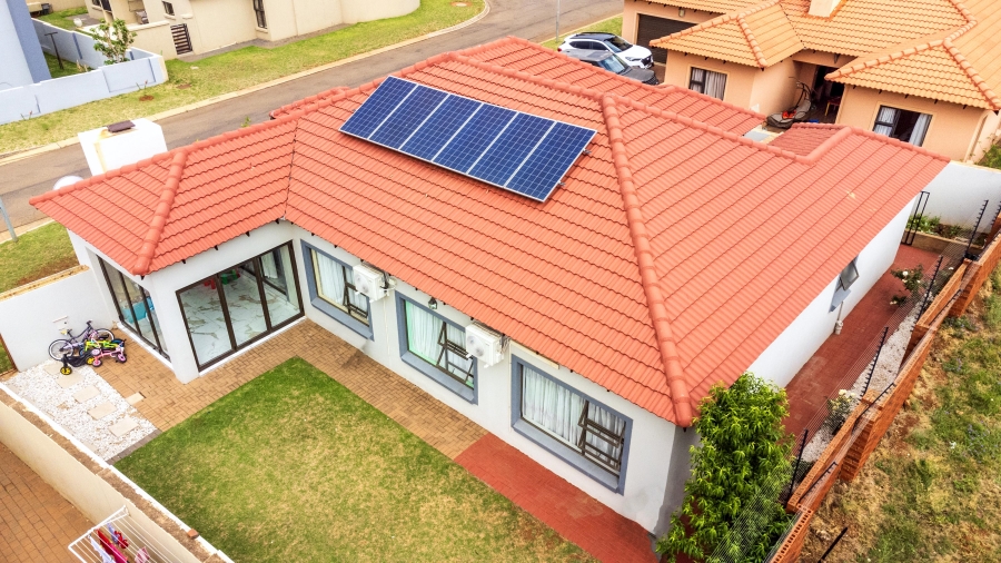 3 Bedroom Property for Sale in Monavoni Gauteng