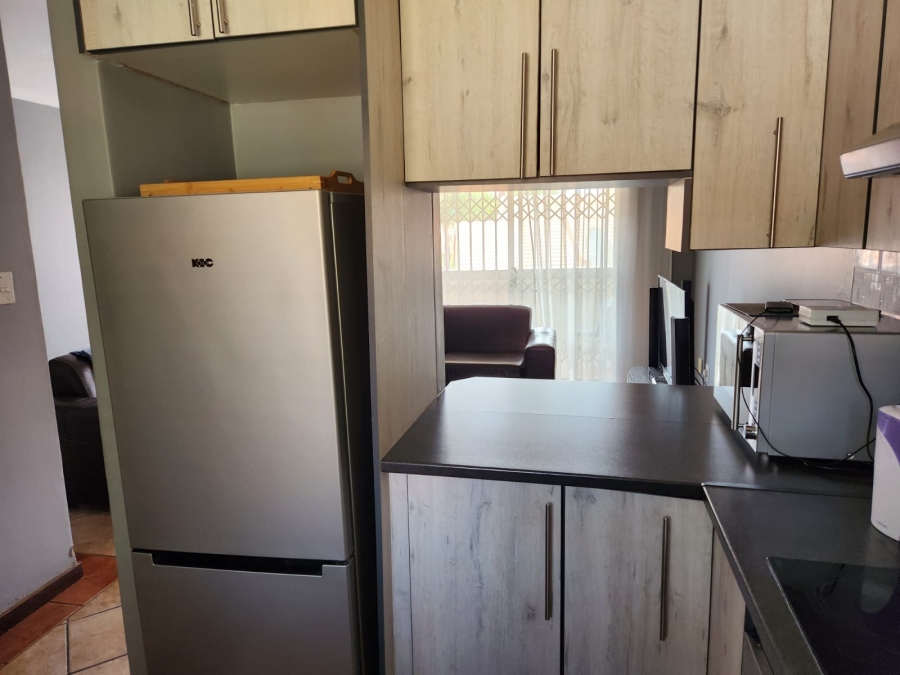 To Let 2 Bedroom Property for Rent in Mooikloof Ridge Gauteng