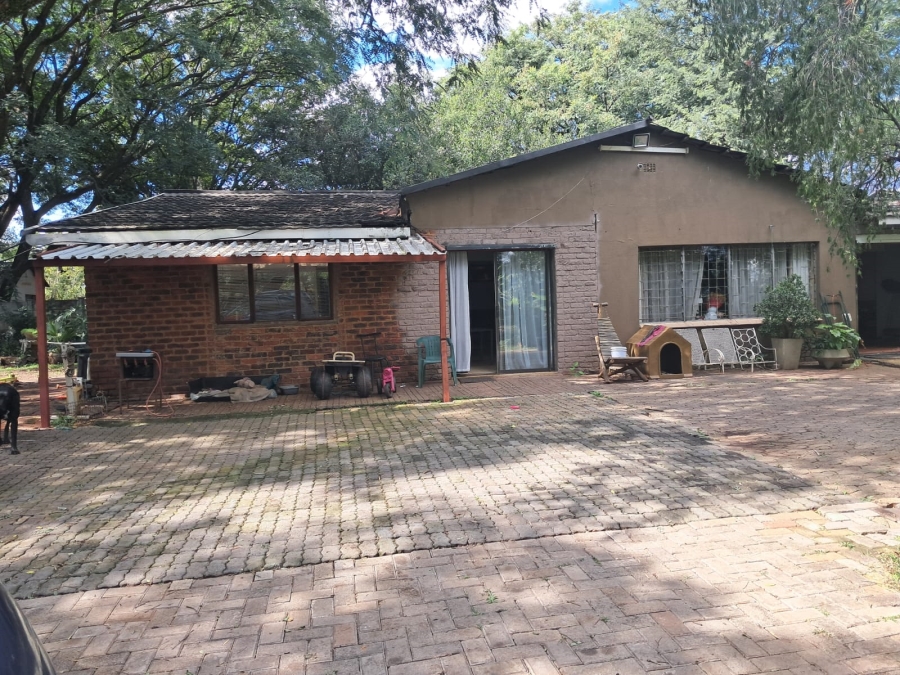 4 Bedroom Property for Sale in Bon Accord Gauteng