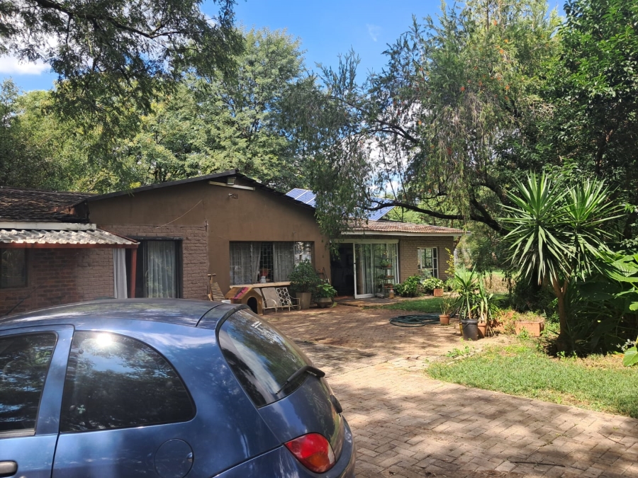 4 Bedroom Property for Sale in Bon Accord Gauteng