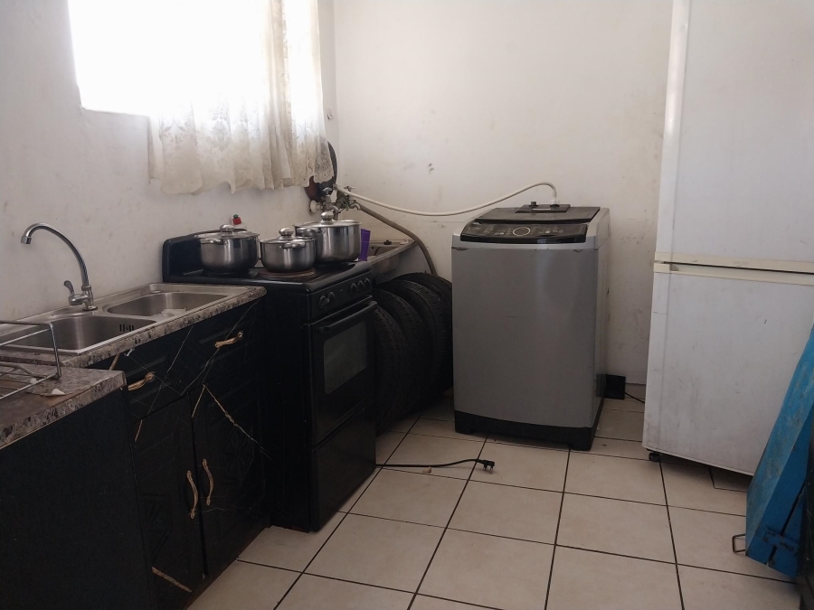 2 Bedroom Property for Sale in Paarlshoop Gauteng