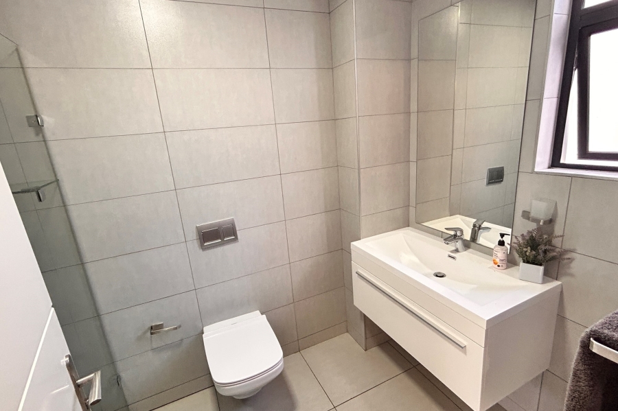4 Bedroom Property for Sale in Waterkloof Ridge Gauteng