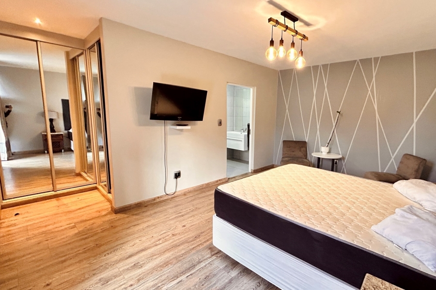 4 Bedroom Property for Sale in Waterkloof Ridge Gauteng