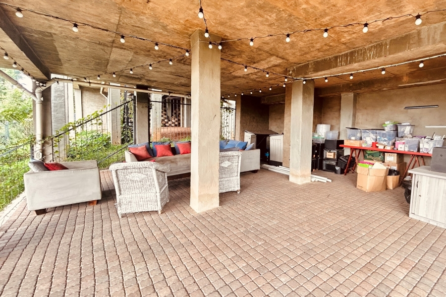 4 Bedroom Property for Sale in Waterkloof Ridge Gauteng