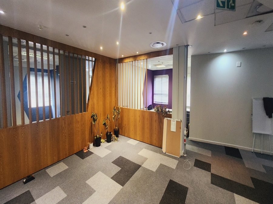 To Let commercial Property for Rent in Barlow Park Gauteng