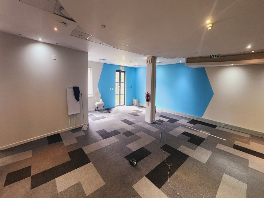 To Let commercial Property for Rent in Barlow Park Gauteng