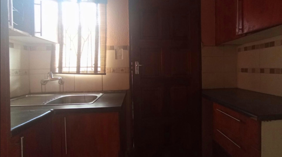 3 Bedroom Property for Sale in Lotus Gardens Gauteng