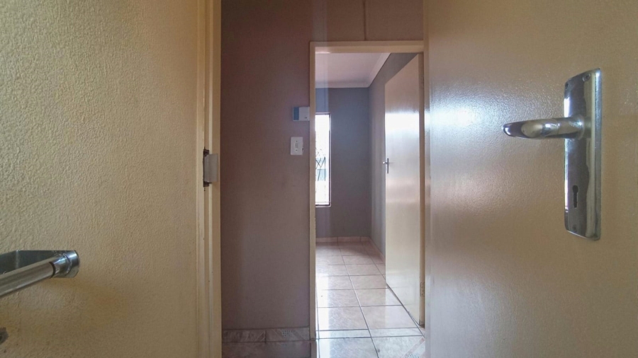 3 Bedroom Property for Sale in Lotus Gardens Gauteng