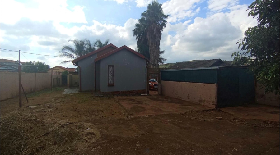 3 Bedroom Property for Sale in Lotus Gardens Gauteng