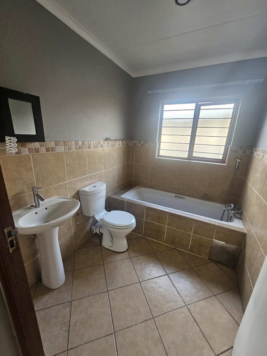 To Let 2 Bedroom Property for Rent in Montana Gauteng