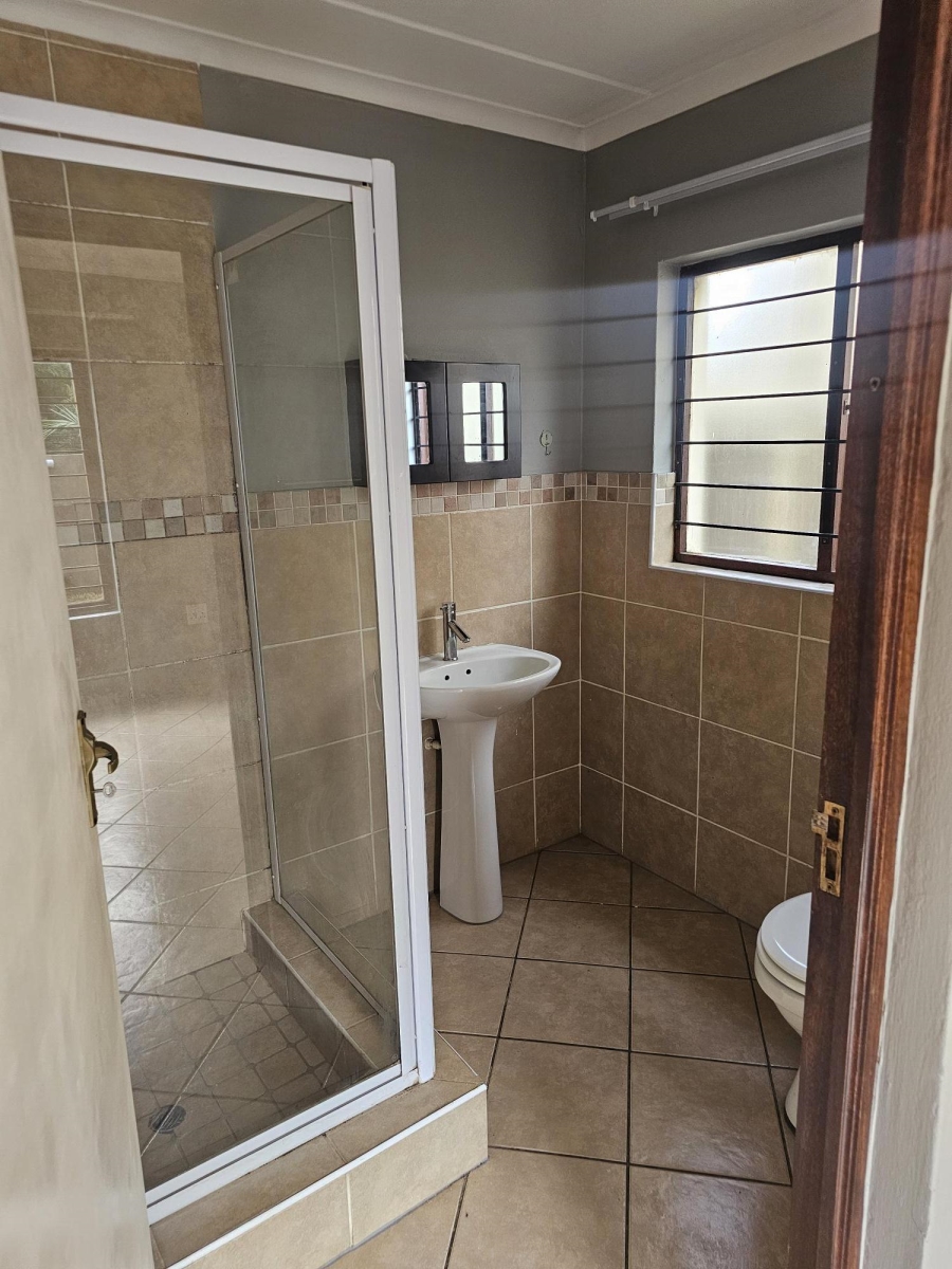 To Let 2 Bedroom Property for Rent in Montana Gauteng