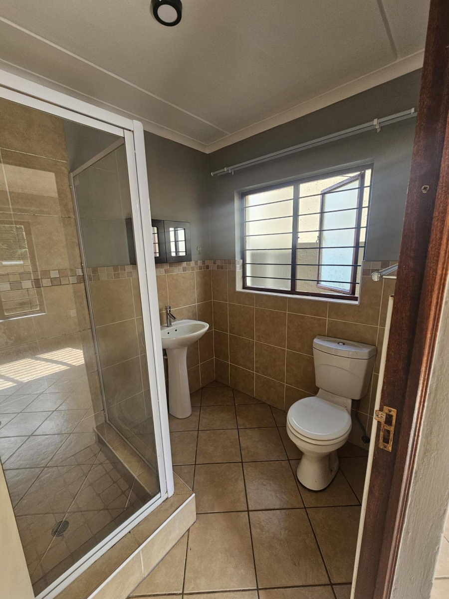 To Let 2 Bedroom Property for Rent in Montana Gauteng