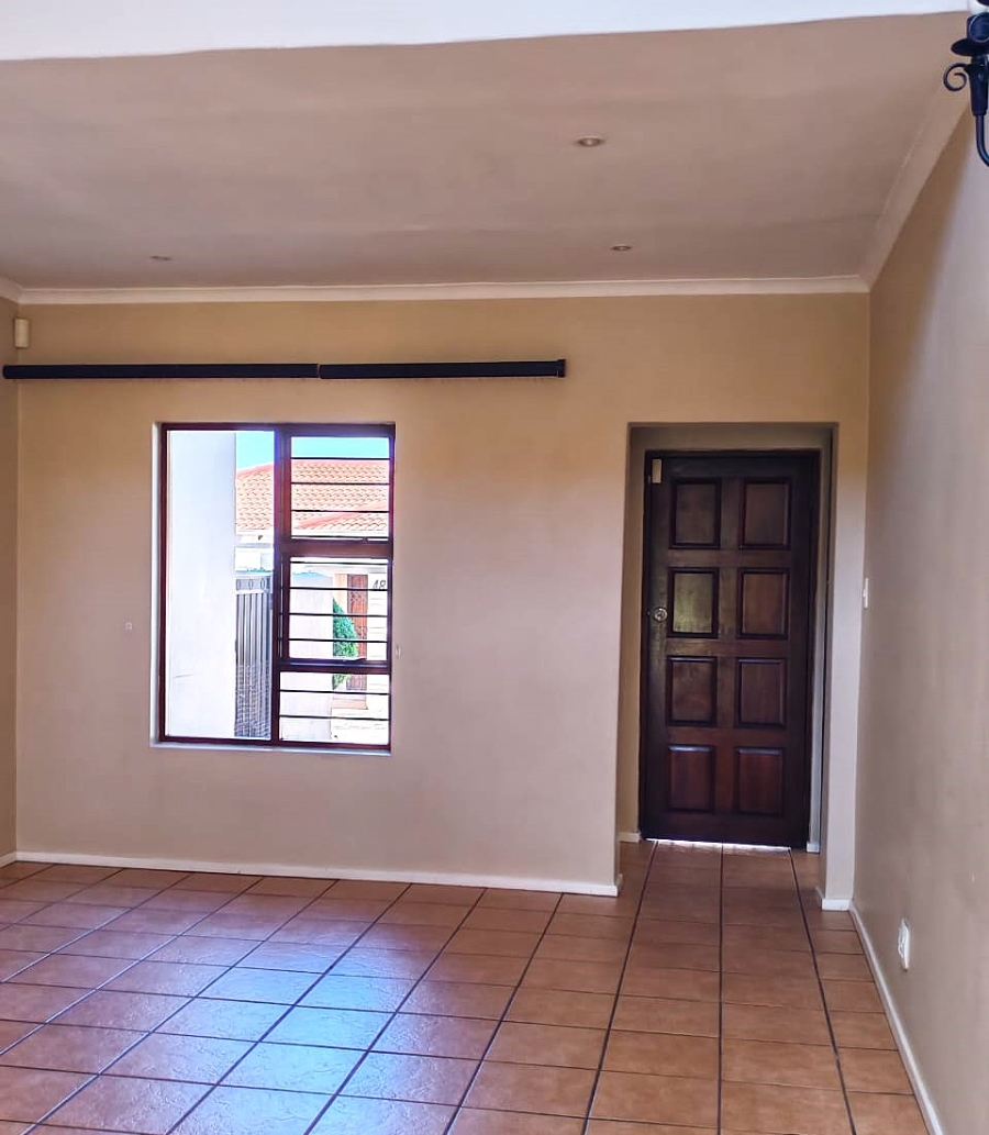 To Let 3 Bedroom Property for Rent in Honeydew Gauteng