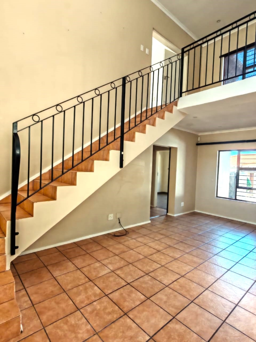 To Let 3 Bedroom Property for Rent in Honeydew Gauteng