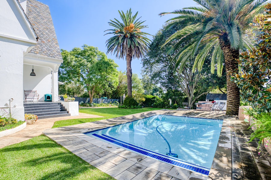 4 Bedroom Property for Sale in Linden Gauteng