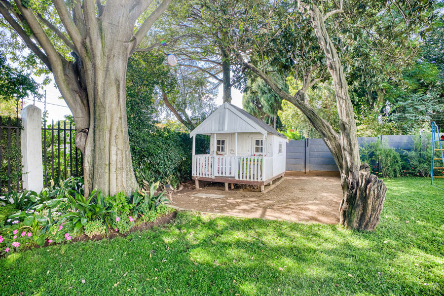 4 Bedroom Property for Sale in Linden Gauteng