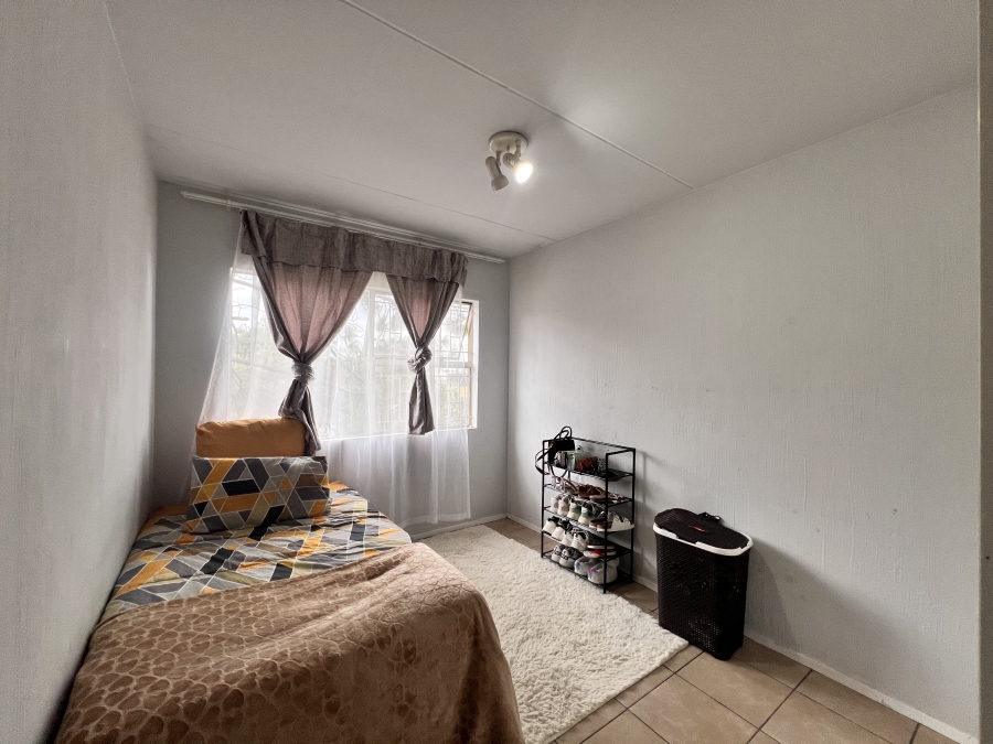 2 Bedroom Property for Sale in Vorna Valley Gauteng